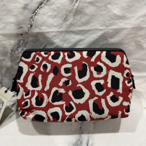 Gucci Cosmetic/Travel Case mini leopard painting in Red Brick/Nero NWT - Picture 10 of 11